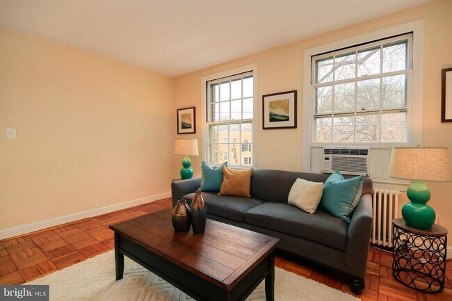 Photo - Cleveland Park ** One Bedroom, One Bath