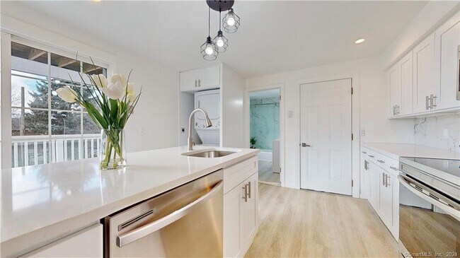 Photo - 37 Village Rd Unit 2