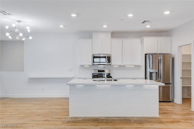 Photo - 237 Callen Falls Ave Unidad 2025