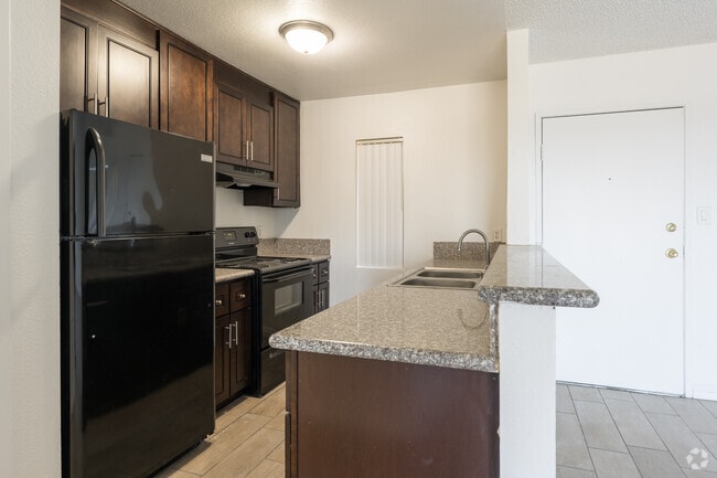 1 BR, 1BA - 800SF - Kitchen