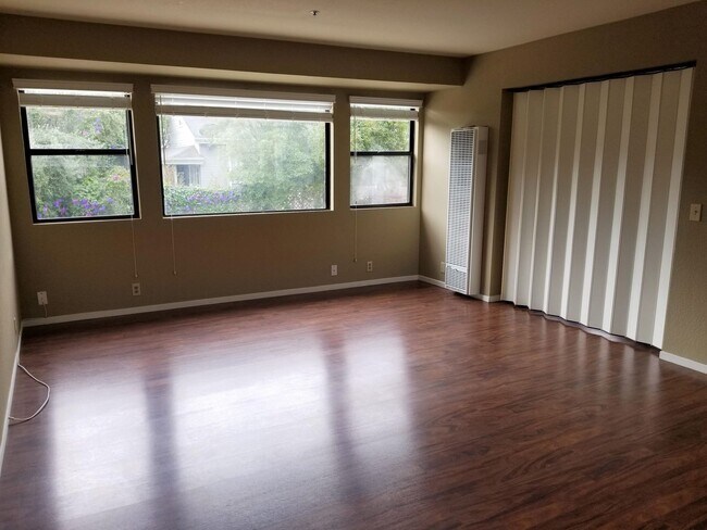 Photo - 467 Buchon St Unit B