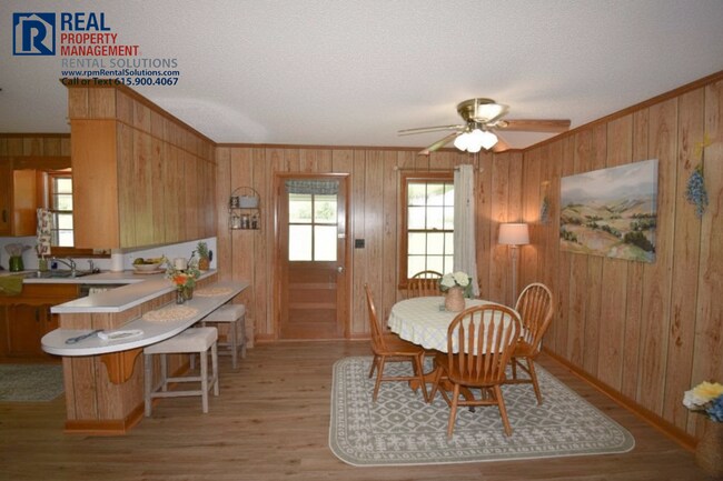 Photo - Beautiful 3bd, 2ba plus bonus room and pool in Woodbury!