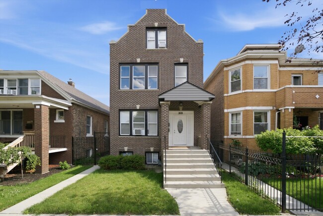 Building Photo - 3115 W 54th Pl
