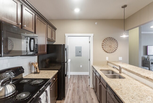 1HAB, 1BA - 894&nbsp;ft² - Cox Creek at Reagan Crossing