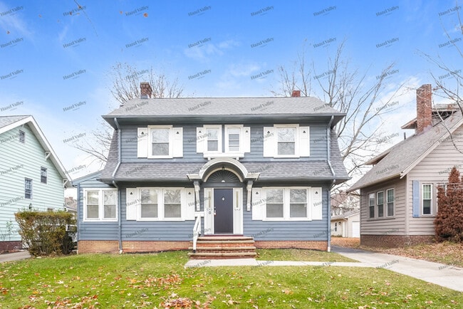 Photo - 3353 Berkeley Rd