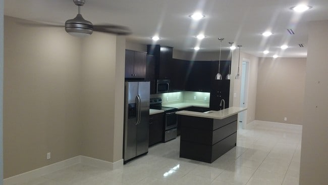 Photo - 1437 Ozark Ave