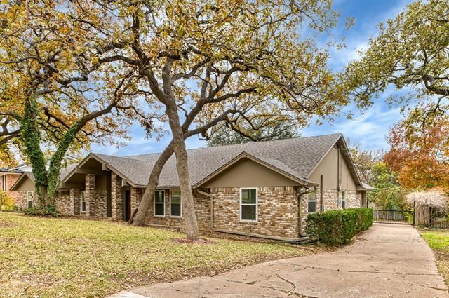 Photo - 5624 Charlott St