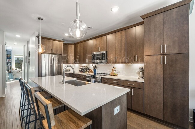 Photo - 383 Pratt Dr SE Unit 504