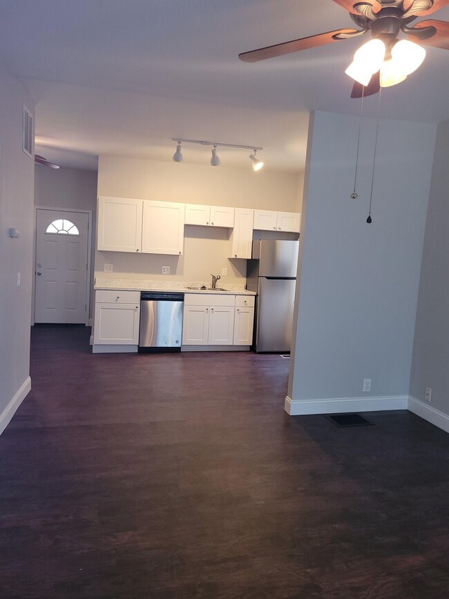 Photo - 6655 Garner Ave