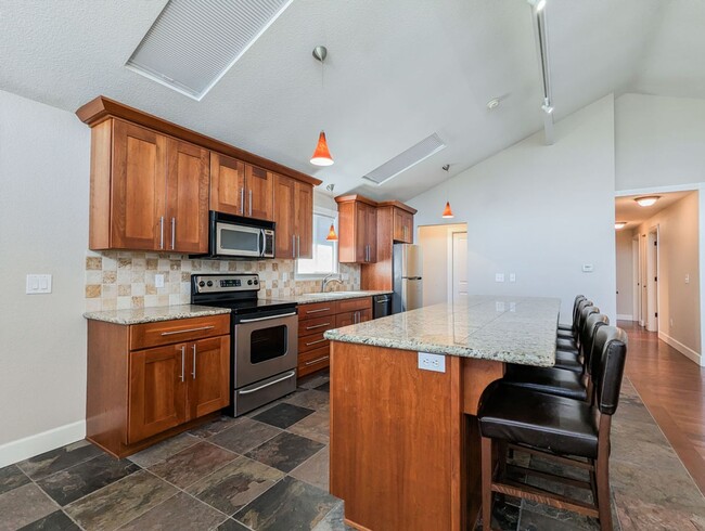 Photo - Charming 3 bed, 2 bath Lake Goodwin rambler!