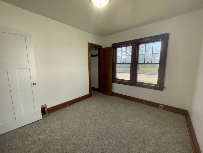 Photo - 2 Bedroom 1 Bathroom