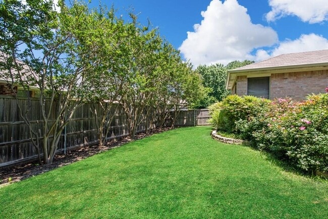 Photo - Discover Your Ideal Home: Perfectly Located, Impeccably Maintained