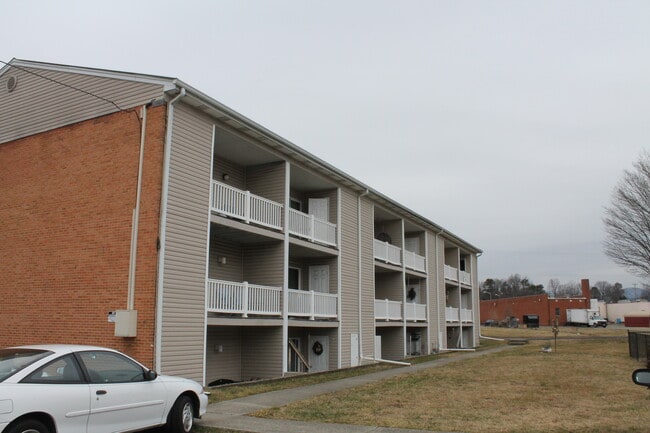 Photo - 807 Whitney Ave NW Unidad 106-A