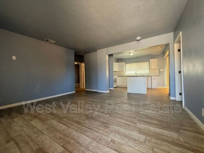 Photo - 718 Pierce St