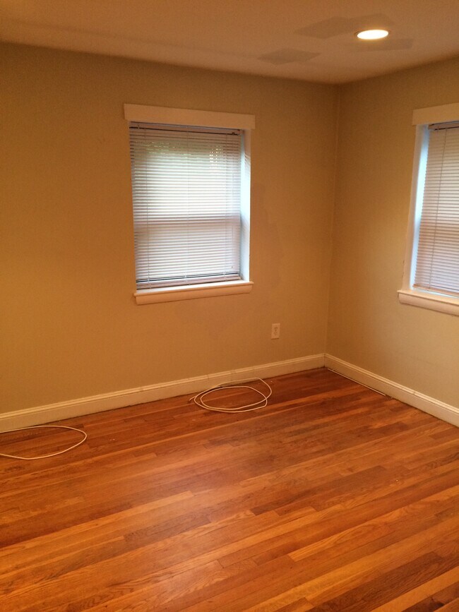 Photo - 178 Church St