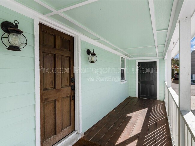 Photo - 400 Sumter St