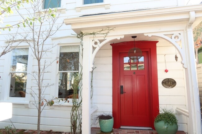 Photo - Elegant, Light-Filled Furnished Alameda Home with Indoor-Outdoor Living