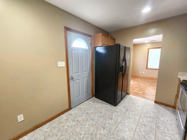 Photo - Cute home with amazing natural lighting! Check it out today!