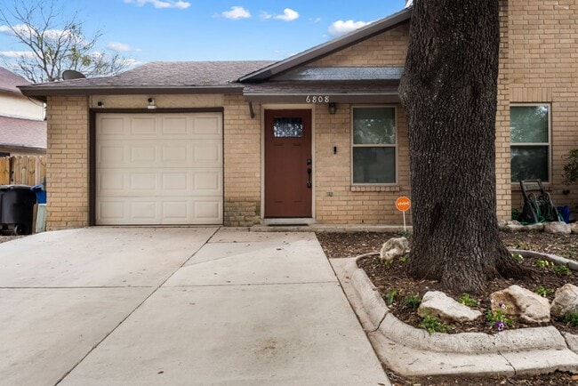 Photo - 6808 Betty Levy