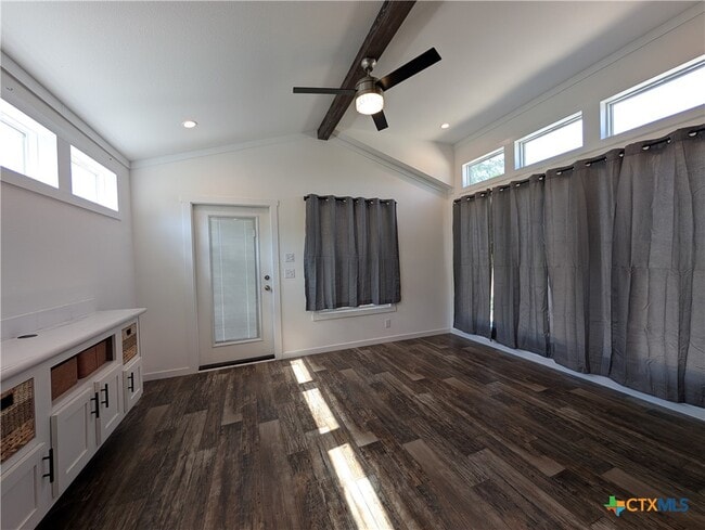 Photo - 120 Water Hole Ln