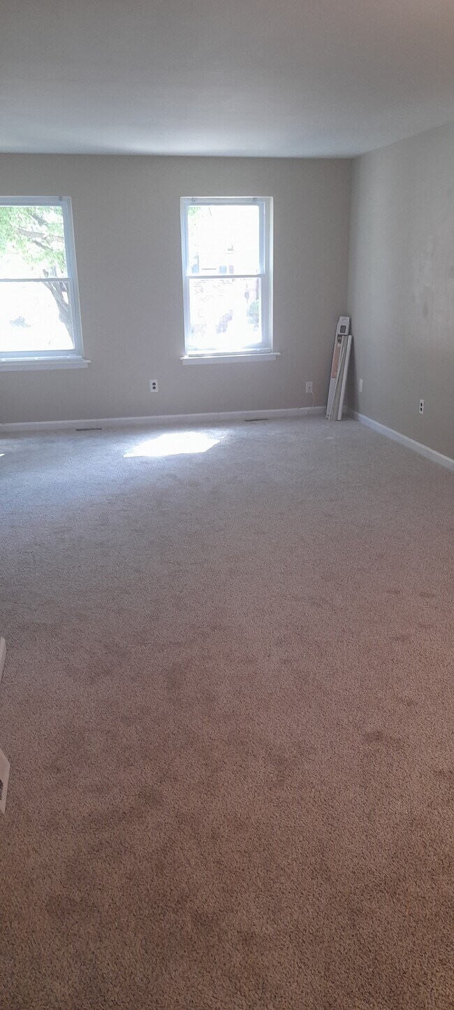 Living room - 12090 Abby Rd Unit 1st floor