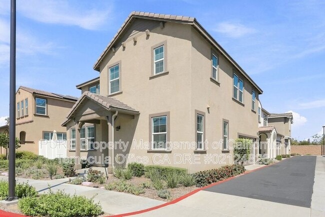 Photo - 28235 Ashtree St