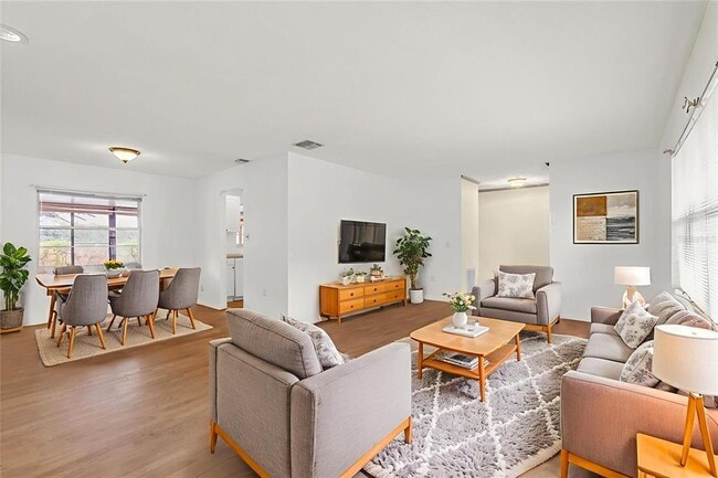 Photo - 6419 Hidden Dale Ave