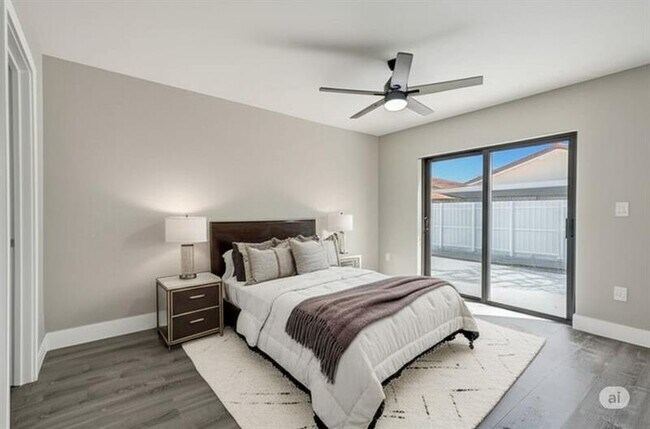 Photo - 2614 W 65th St