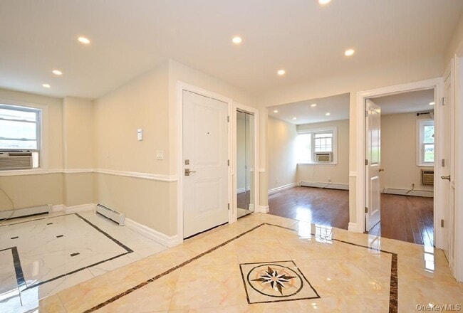 Building Photo - 116-14 Metropolitan Ave Rental