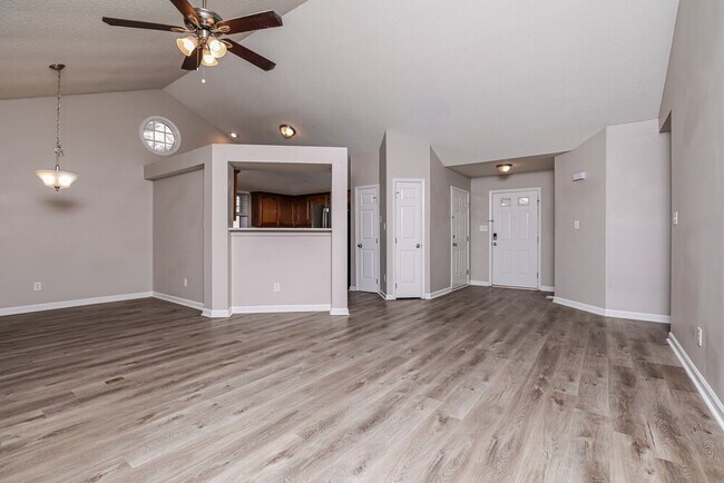 Photo - 3405 Singleleaf Ln