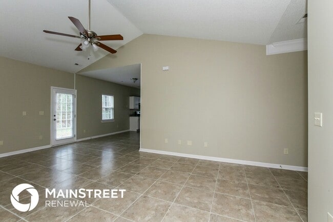 Photo - 4704 Waterbell Ln