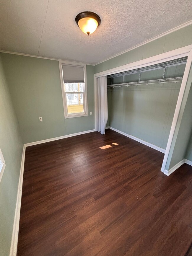 Photo - Must-See Rental! 2 bed, 1 bath La Crosse H...