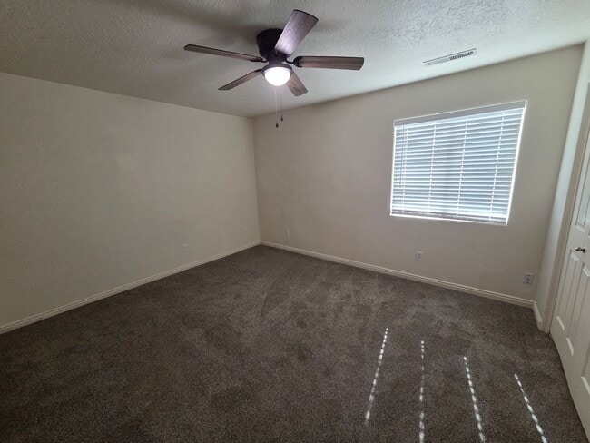 Photo - 2 Bed Apartment - Ready to GO!