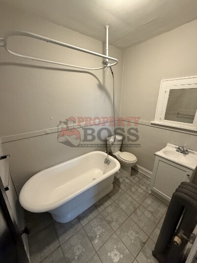 Photo - 833 E 114th St