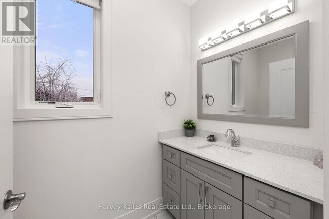 Photo - UNIT A - 297 SEVENTH STREET Unité A