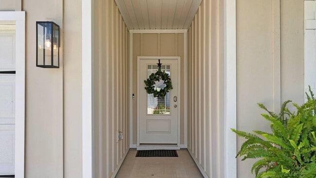 Photo - 33 Spoonbill Rd