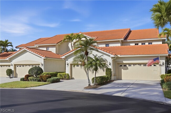 Building Photo - 15190 Royal Windsor Ln Unit 1002