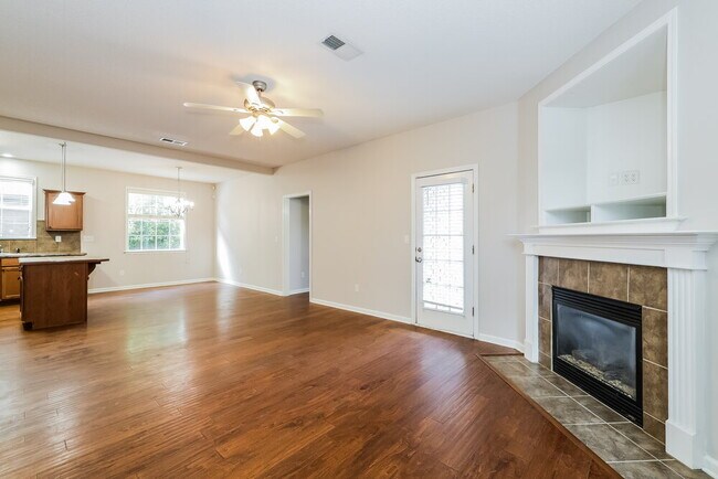 Photo - 4944 Shaws Ridge Trail