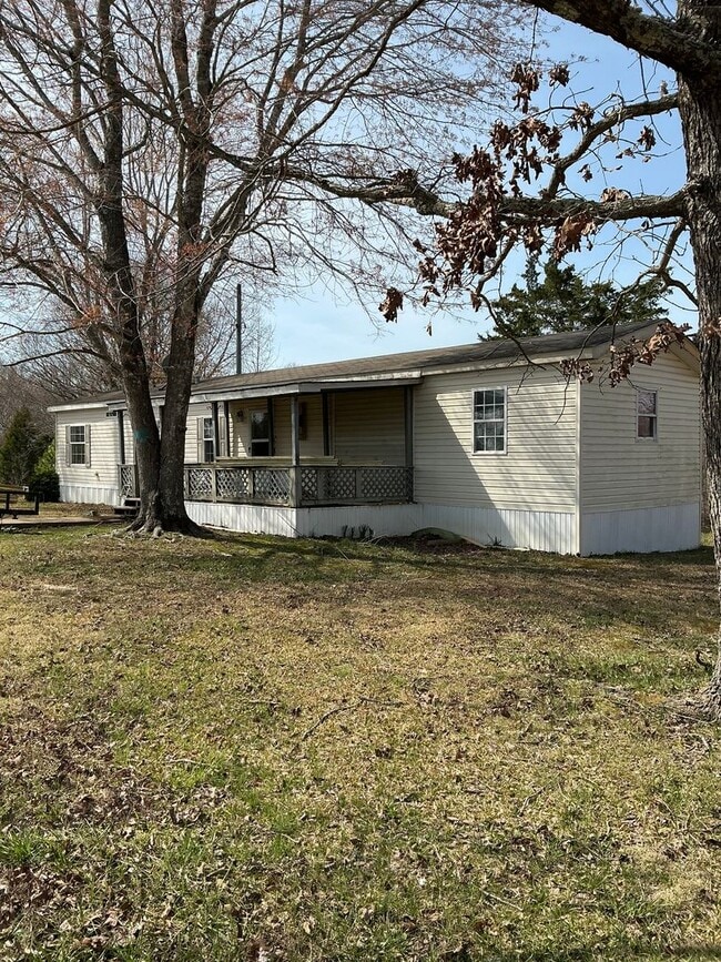 Photo - 131 Crescent Ln