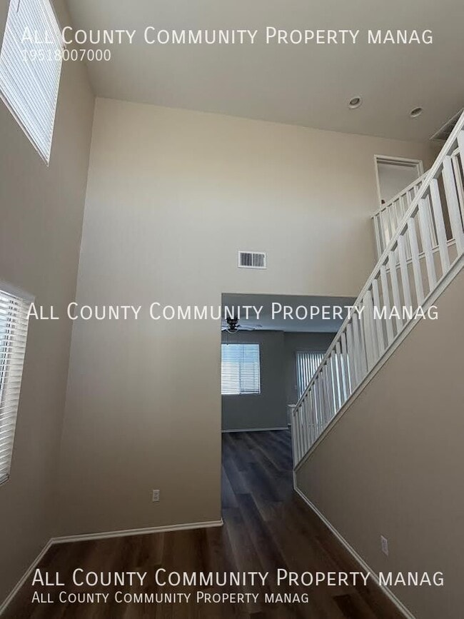 Photo - 42176 Chestnut Dr