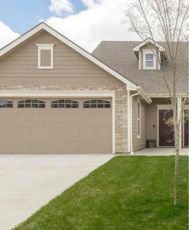 Building Photo - 3211 Yankee Tank Ln