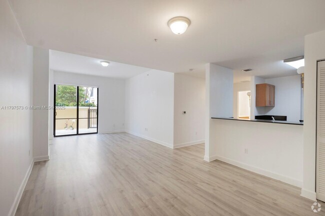 Building Photo - 8395 SW 73rd Ave Unit 405 Rental