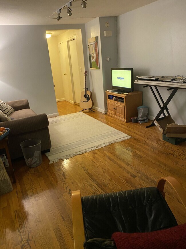 8 Avon St Unit 9