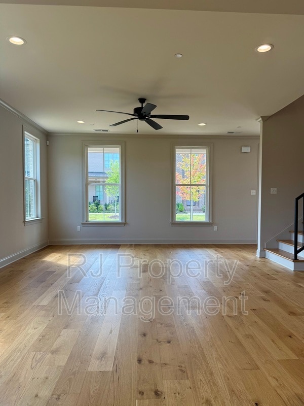 Photo - 924 Aldwick Dr