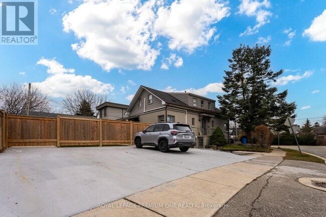 Photo - 79 Twenty Fifth St Unit 4