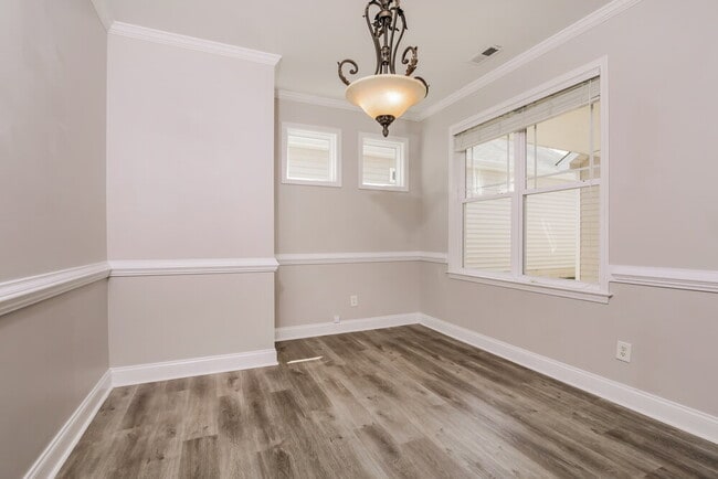 84 Denby Cir