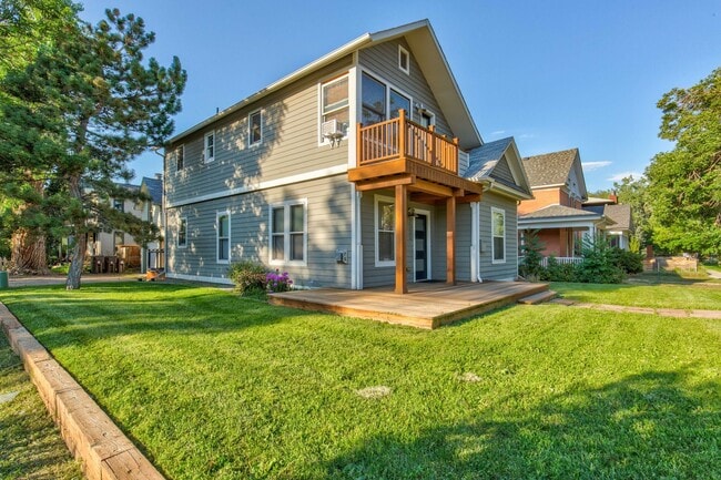 Photo - Gorgeous 3BD/2.5BA Downtown Boulder Home- Completely Renovated!