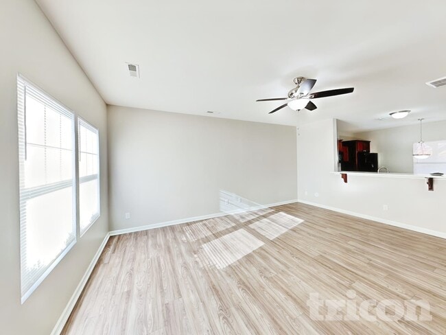 Photo - 2491 Marthas Ridge Dr