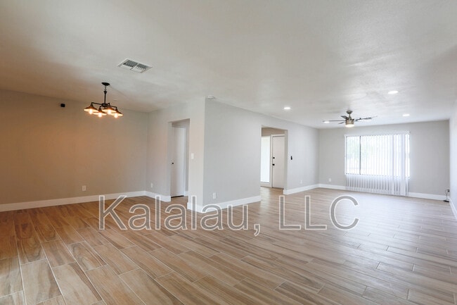 Photo - 1817 E Alameda Dr