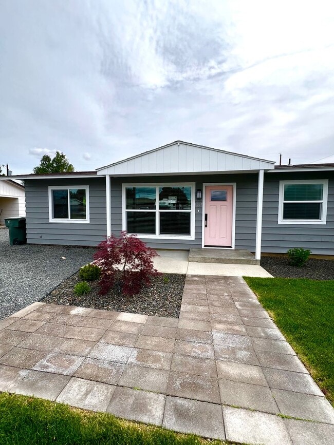 Photo - Non-Refundable & Security Deposit Total: $2400.00